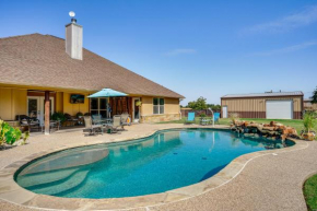 4 Mi to Dtwn Home with Pool in Stephenville!